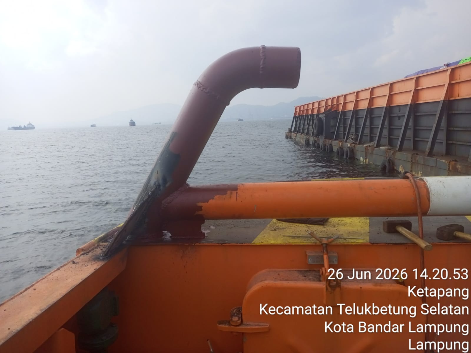 Floating repair kapal